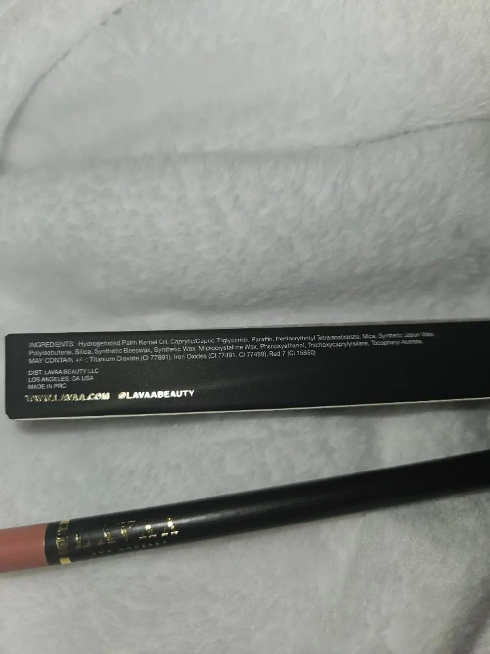 NIB Lavaa Lip Carver Lip Liner Pencil in 